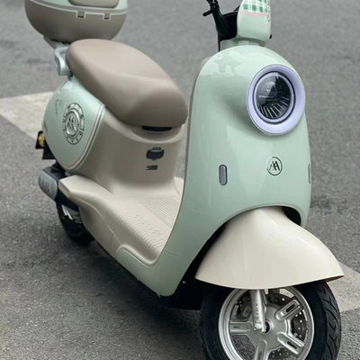 QB33前围原厂配件脚踏板