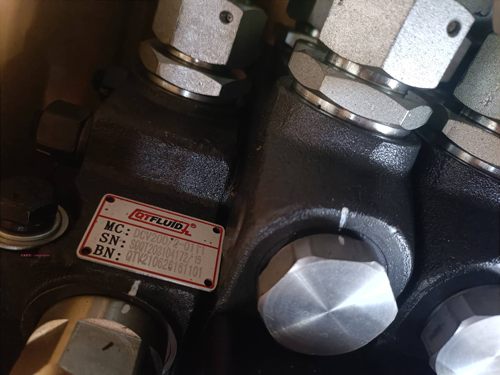 QTFLUID 上海强田液压 DCV200/2-0111 液压操作阀 多路换向控制阀