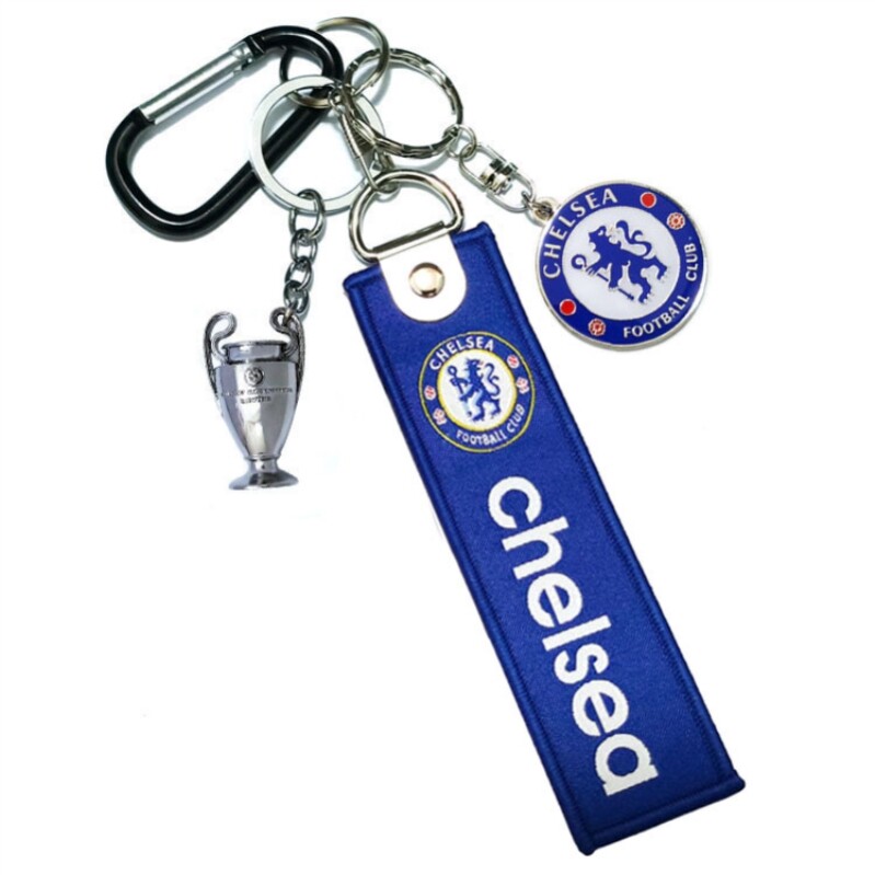 切尔西周边钥匙扣皇马巴黎尤文阿森纳合金奖杯足球队徽书包挂件男