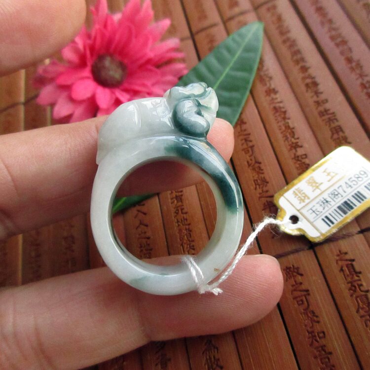 保真19mm貔貅玉戒指玉板指缅甸玉天然A货翡翠玉74589实物拍图