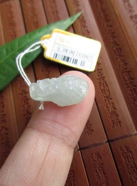 立体迷你款小龙龟龙头龟吊坠76082玉琳阁实拍图缅甸天然A货翡翠玉