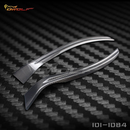 宝马Z3改装碳纤维灯眉