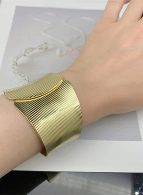 Bracelet欧美宽夸张金属手镯朋克
