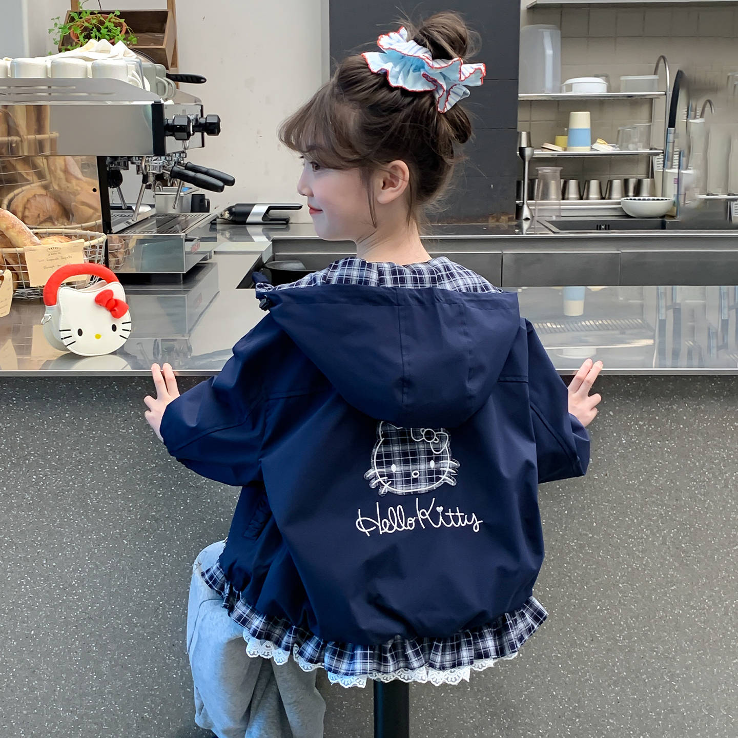 女童秋装外套2025新款洋气儿童春秋款冲锋衣小女孩童装超好看