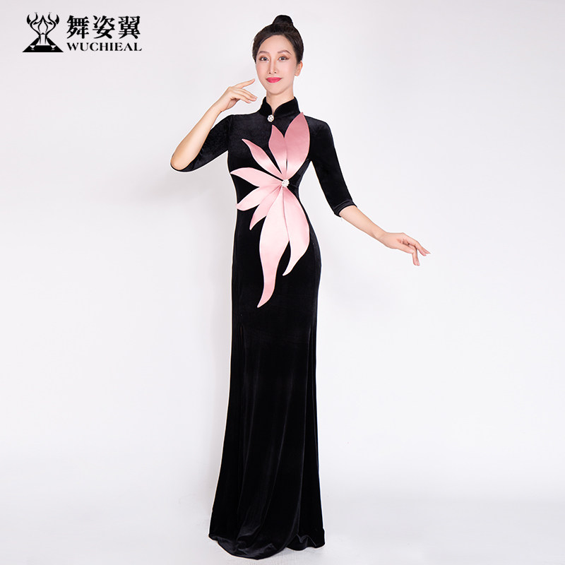 舞姿翼2025新款古典训练服走秀练功服旗袍舞蹈演出服黑色贴花1371