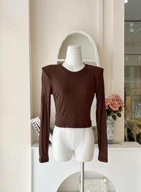 青青大码衣橱 秋季百搭款显瘦简约风咖色长袖圆领上衣罩衫C6127