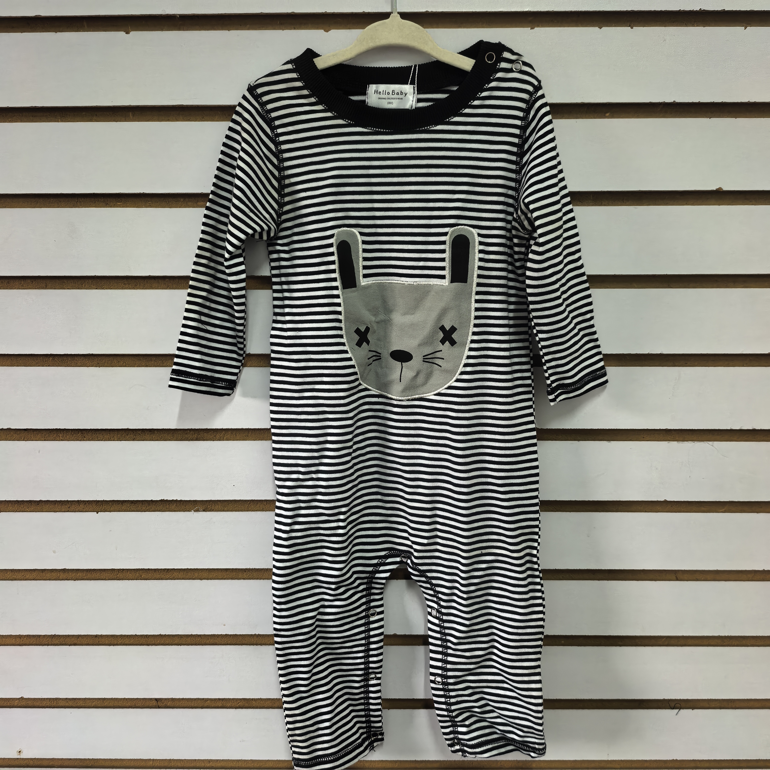 婴儿连体衣2025新款男女宝宝条纹哈衣爬爬服不退换