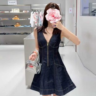 25新款 特惠279 立体裁剪收腰大A摆牛仔连衣裙 原439 不退不换