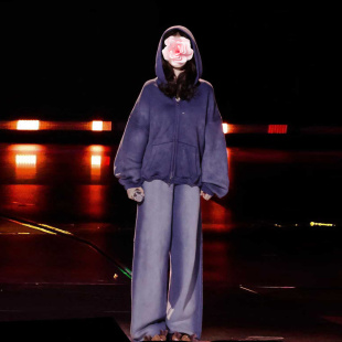 26新款 特惠359 白鹿同款 bling烫钻连帽卫衣 不退不换 卫裤 原589