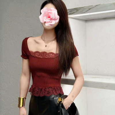 蕾丝花边天丝螺纹棉修身方领上衣