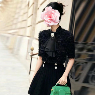 金线羊毛薄花呢短上衣 缎面飘带 白鹿同款 bling狮头水钻大别针