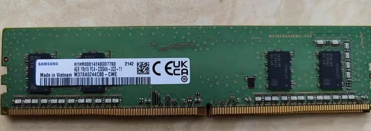 三星原装 M378A5244CB0-CWE 4G DDR4 1RX16 3200AA 台式机内存条
