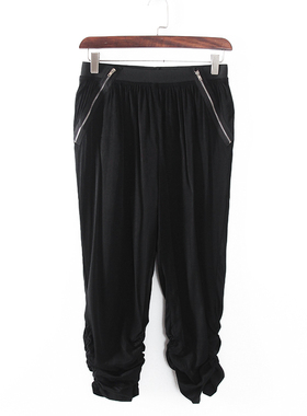 贝系列 夏季新款品牌库存折扣女装黑色松紧腰七分裤F363C