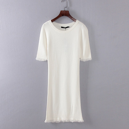 时尚百搭纯色短袖连衣裙