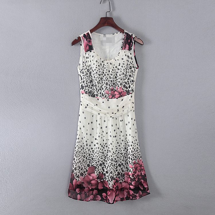 安系列 夏季新款专柜女装库存折扣时尚高档雪纺无袖连衣裙Y1618B