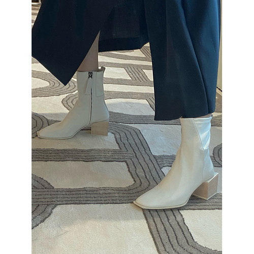 GRAYMATTERS小牛皮舒适粗跟短靴