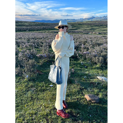 MYA羊毛针织修身优雅披肩连衣裙