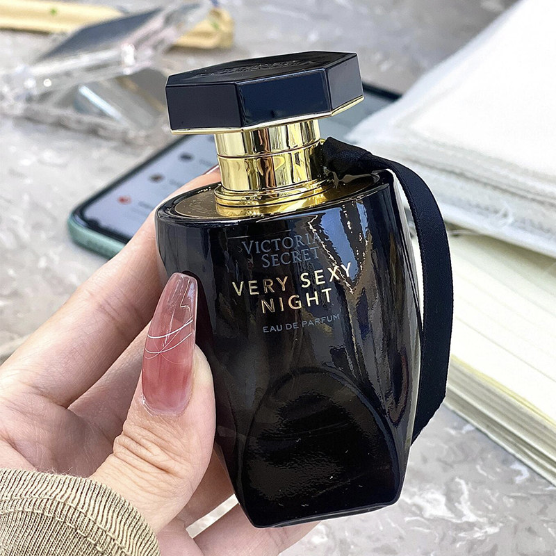 维多利亚的秘密/维密VERY SEXY NIGHT暗夜魅惑香水50ml100ml