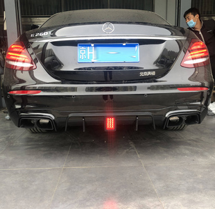 奔驰新E级w213升级E63S包围套件尾唇尾喉四出新款巴博斯尾唇尾喉