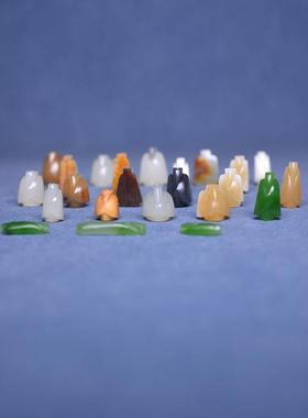 红皮糖玉籽料翁仲手机挂背云绳束