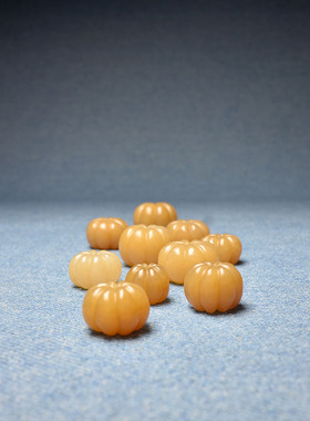 卡16和田玉且末金糖南瓜珠吊坠