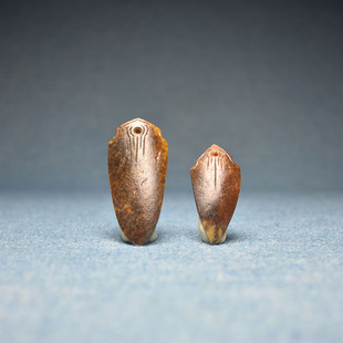 致敬708090新疆和田玉黑皮籽料仿古箭簇吊坠挂件手机挂链文玩配饰