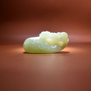 致敬708090和田玉特色料翠青白玉如意手把件文房雅玩镇纸笔架笔搁