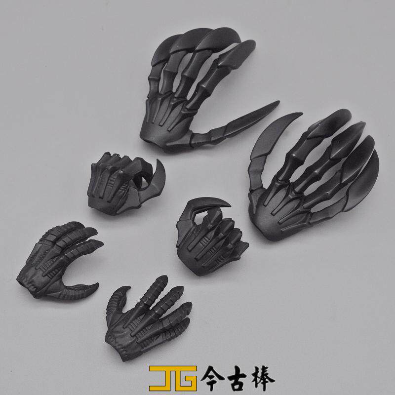 medicom现代潮流黑色机甲兵人图片