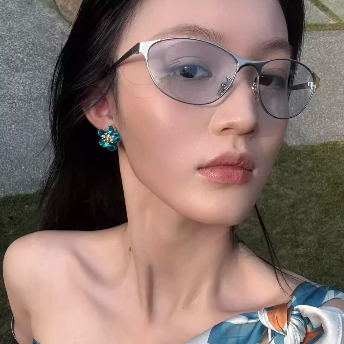 海的潮发箍墨镜蓝色灰色镜片图片
