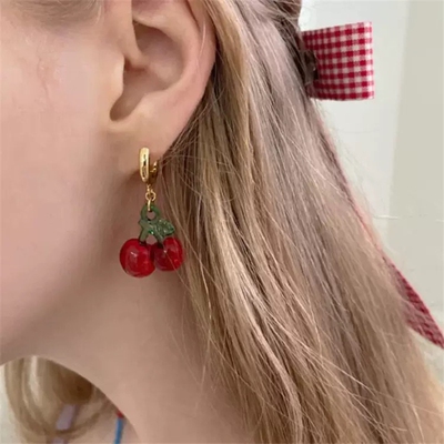 夏季透明红色樱桃耳扣