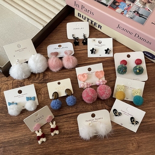 少量现货秋冬毛球丝绒耳环 福利款 5.9米一对耳环不定时更新