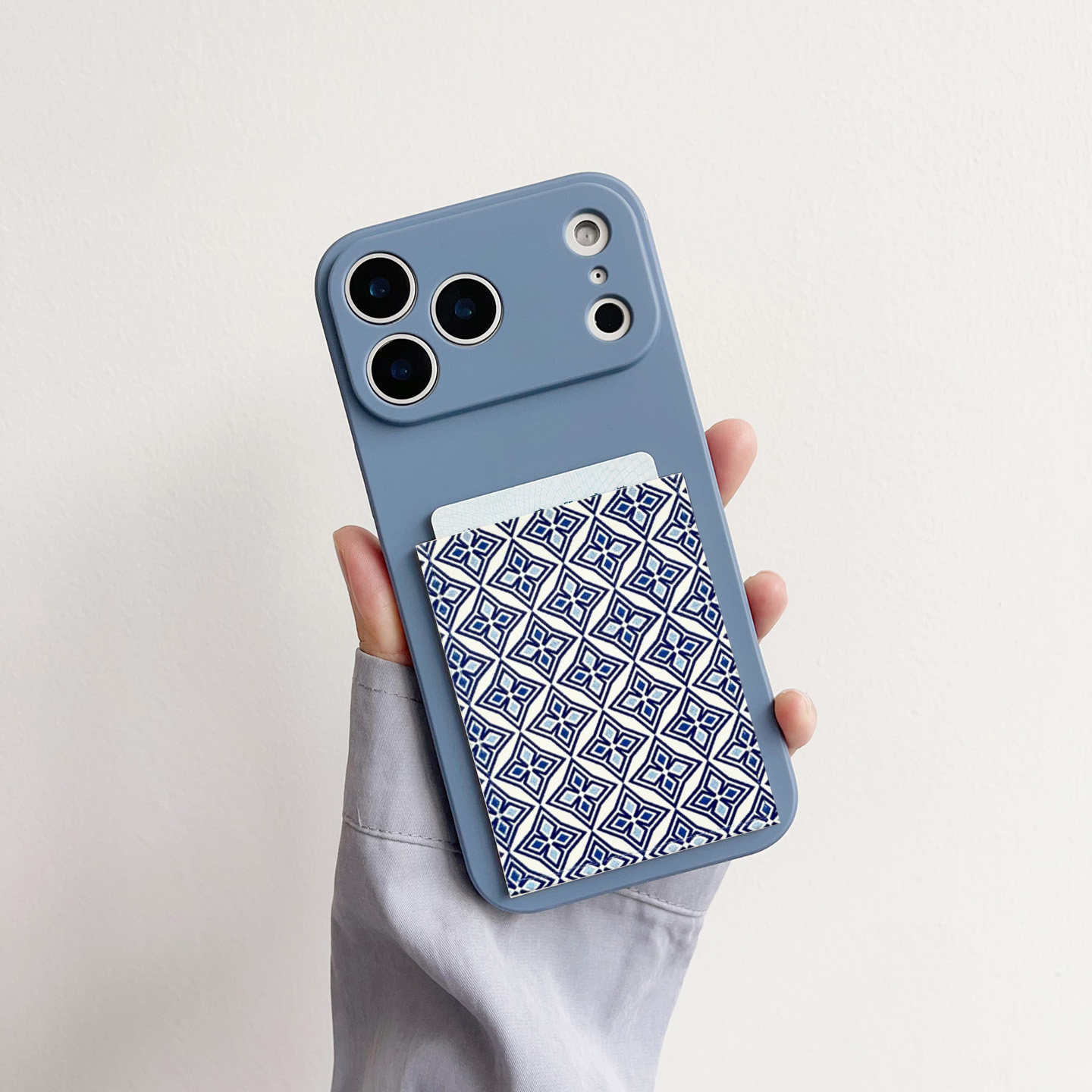 文艺蓝花中国风插卡手机壳带卡包苹果17promax装卡iphone17promax交通卡17pro身份证16pro软皮质卡套17/15/14