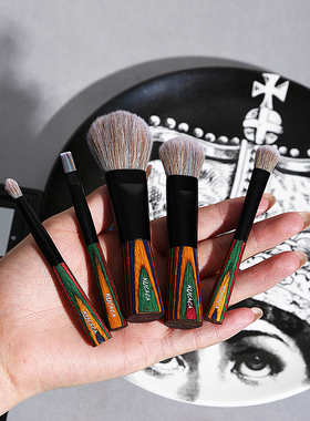 【现货】KUCACA彩虹刷拇指刷五支装迷你化妆刷柔软便捷携带补妆