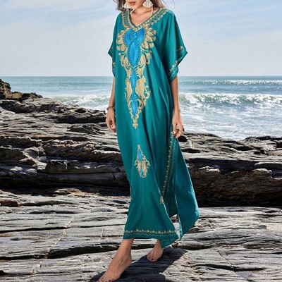 气质刺绣连衣裙波西米亚沙滩裙