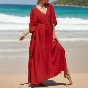 2026年新款泰国巴厘岛三亚海边旅行度假沙滩长裙大码收腰连衣裙子