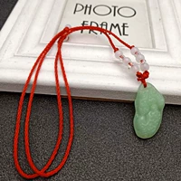 Светло -зеленая марионетка с веревкой