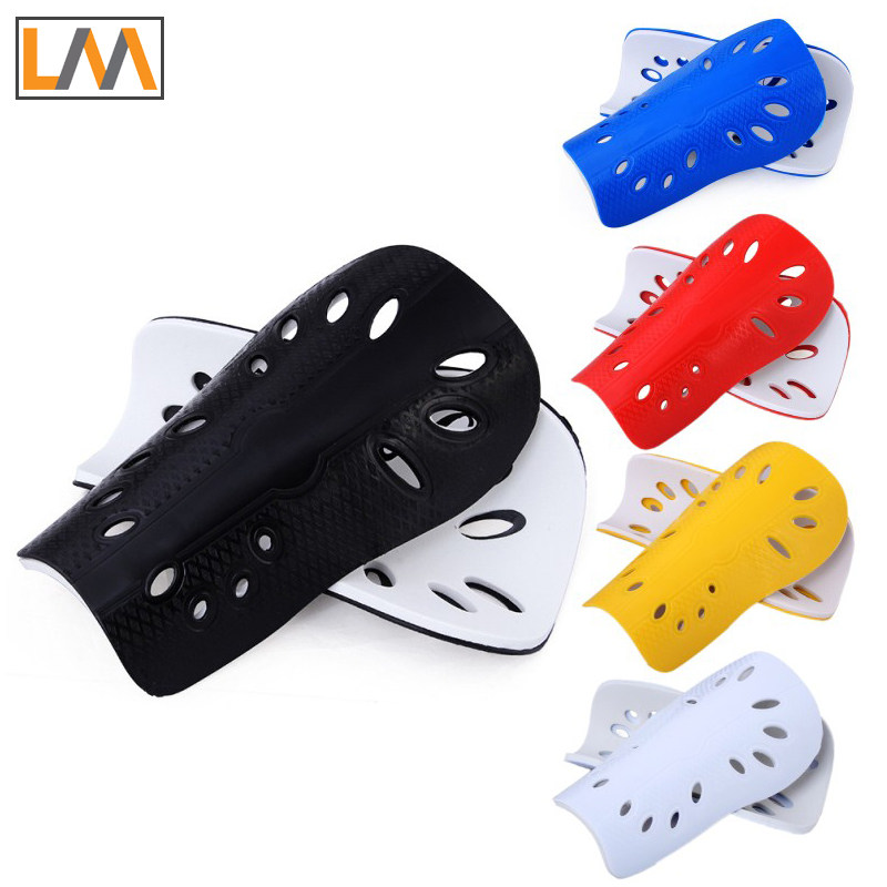 足球护具护腿板带孔透气基础插片式护腿板成人儿童比赛超轻插板男,运动/瑜伽/健身/球迷用品,运动护具,淘宝优惠券,粉丝福利购,淘宝优惠卷