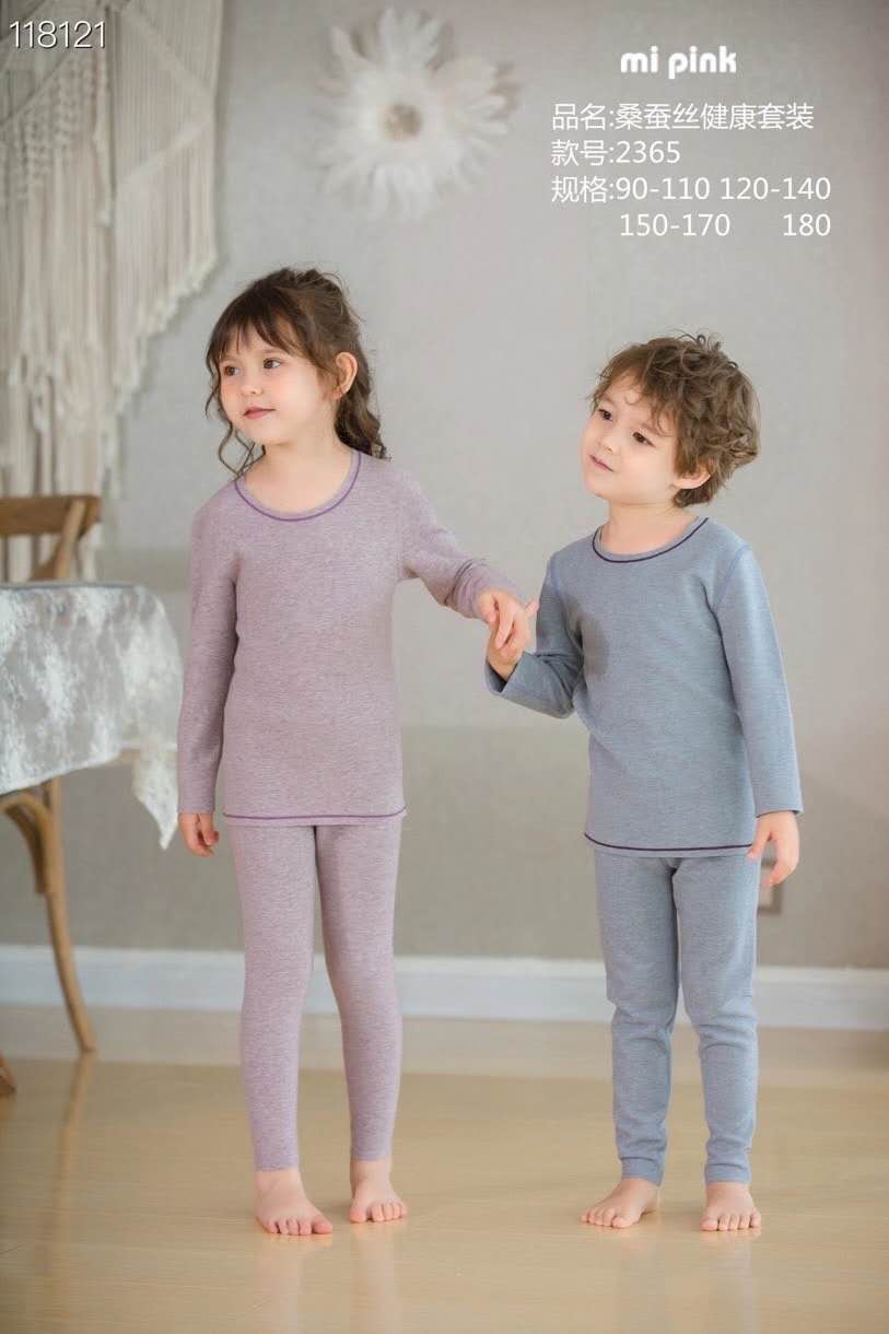 儿童桑蚕丝德绒无骨缝合内衣套装