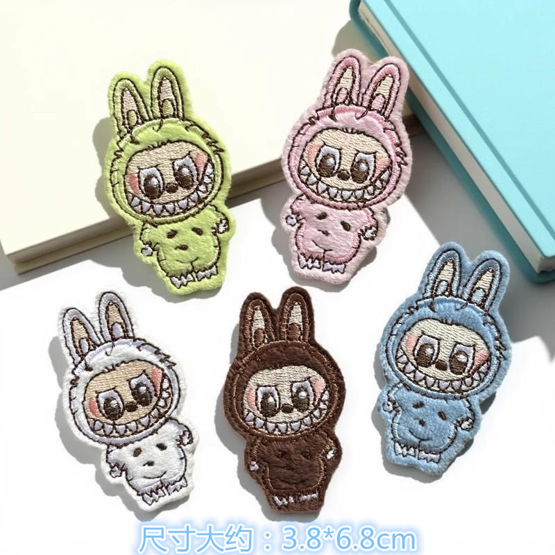 卡通刺绣毛绒拉布布布贴