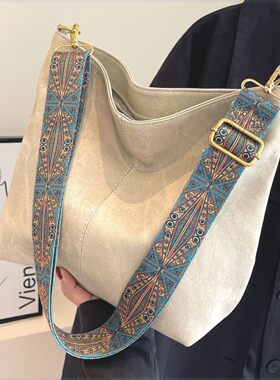 宽带大包包女士2023新款潮搭质感托特包夏季洋气大容量通勤包