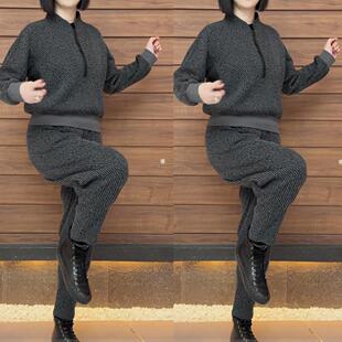 套装女春秋新款时尚休闲加厚纯色中年妈妈装上衣哈伦裤子两件套