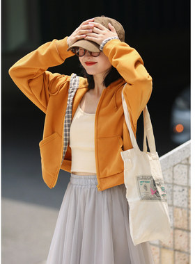 花吉C050橘色拼接格纹磨毛连帽短款卫衣女2025新款秋学院风上衣