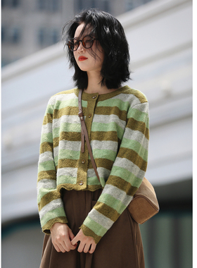 花吉C025抹茶拿铁日系羊毛圆领条纹针织开衫女2026新款秋针织衫