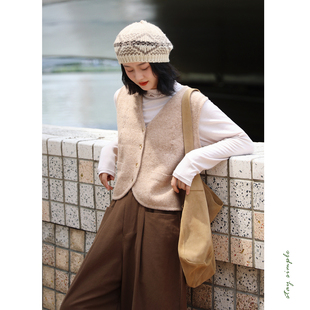 秋宽松马夹 花吉C029奶茶色复古刺绣V领针织开襟马甲女2026新款