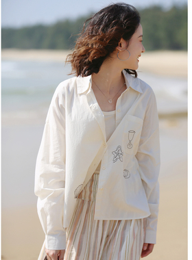 花吉C176米杏色水洗纯棉宽松贝壳刺绣长袖衬衫女2026新款春衬衣