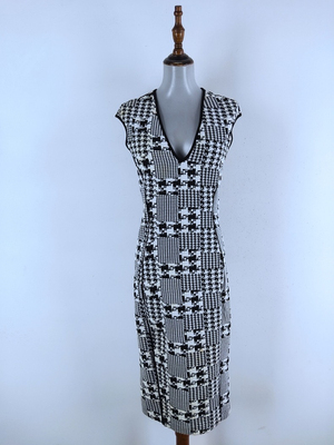 有序下单，拍一付一可以节省仓库发货时间，请大家遵守规则。