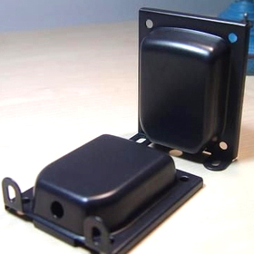 优质EI96MM 变压器 96立式牛罩 边罩 一体化带安装支架12.5元/片