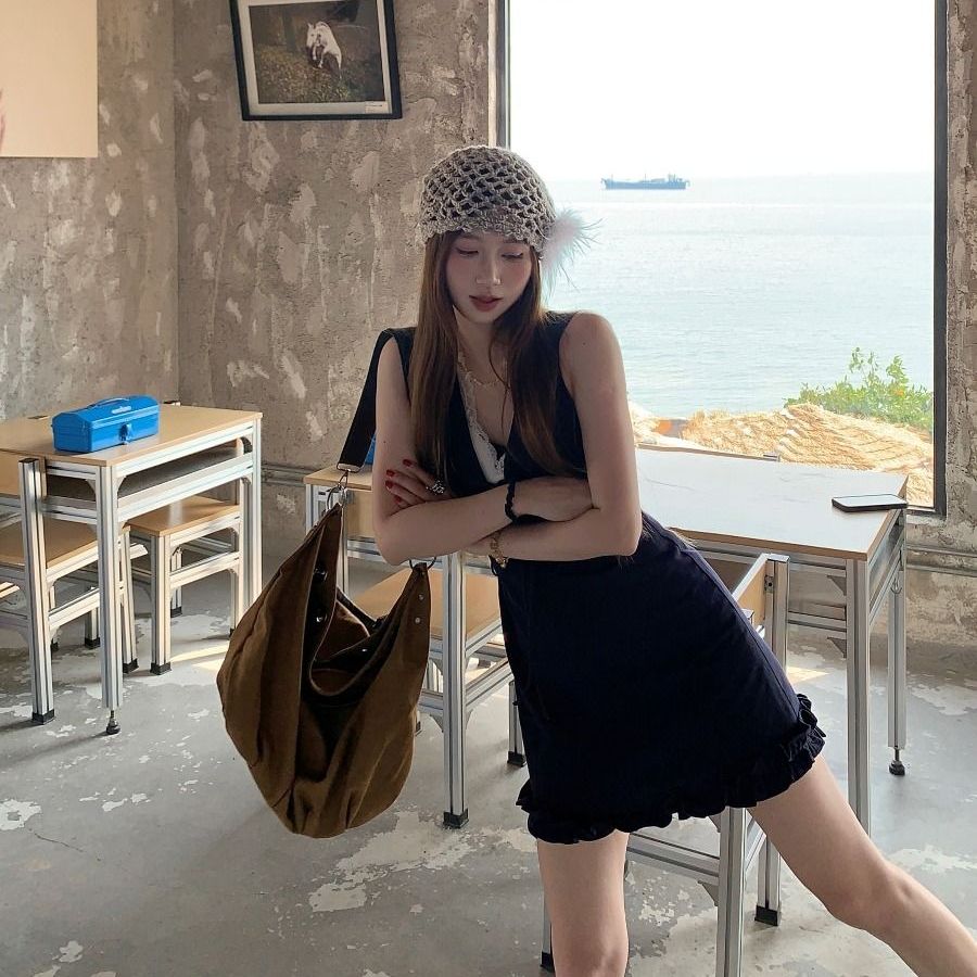 纯欲风镂空荷叶边系带背心连衣裙女夏季收腰显瘦减龄短裙