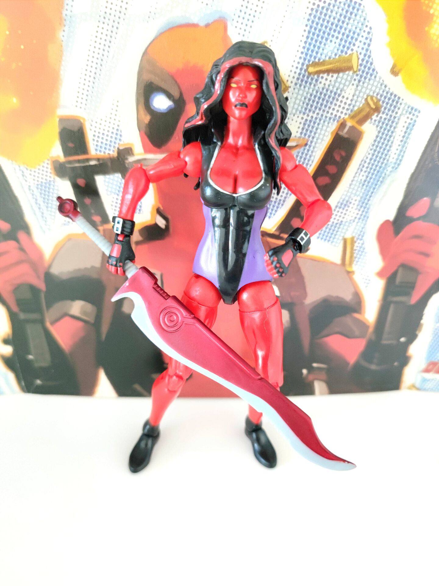 marvel legends 女红巨人 浩克 red hulkettes 6寸可动人偶模型