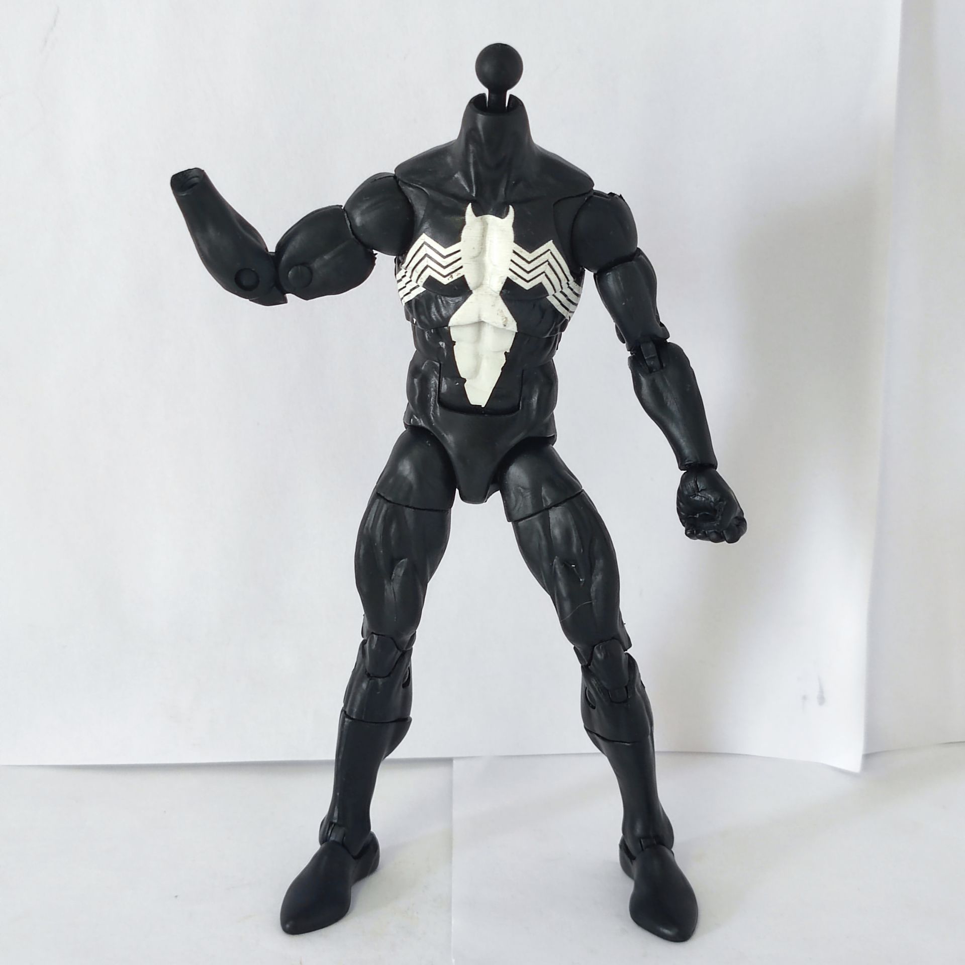 Marvel Legends复古挂卡系列黑色蜘蛛侠无头素体6寸可动人偶模型